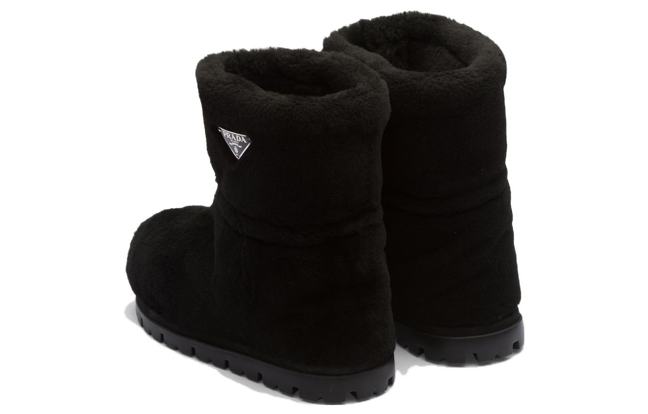 Shop PRADA普拉達 羊皮 保暖 休閒舒適 高筒 雪地靴 女款 黑色