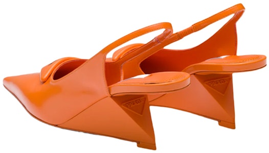 (W) Prada High Heel dengan Tali Kulit Berkilau 'Orange' 1I885M_055_F01BU_F_A065 Shop (W) Prada High Heel dengan Tali Kulit Berkilau 'Orange' 1I885M_055_F01BU_F_A065