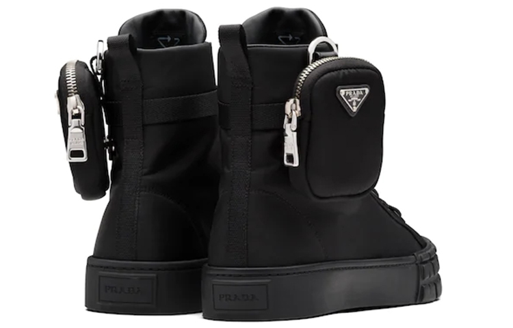 Shop PRADA普拉達 可拆式尼龍小包 高筒 時尚板鞋 女款 黑