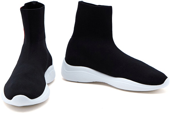 (W) Sneakers Tinggi Prada 'Logo Klasik Kain - Hitam' 3T6424_3V80_F0967 Lookbook (W) Sneakers Tinggi Prada 'Logo Klasik Kain - Hitam' 3T6424_3V80_F0967