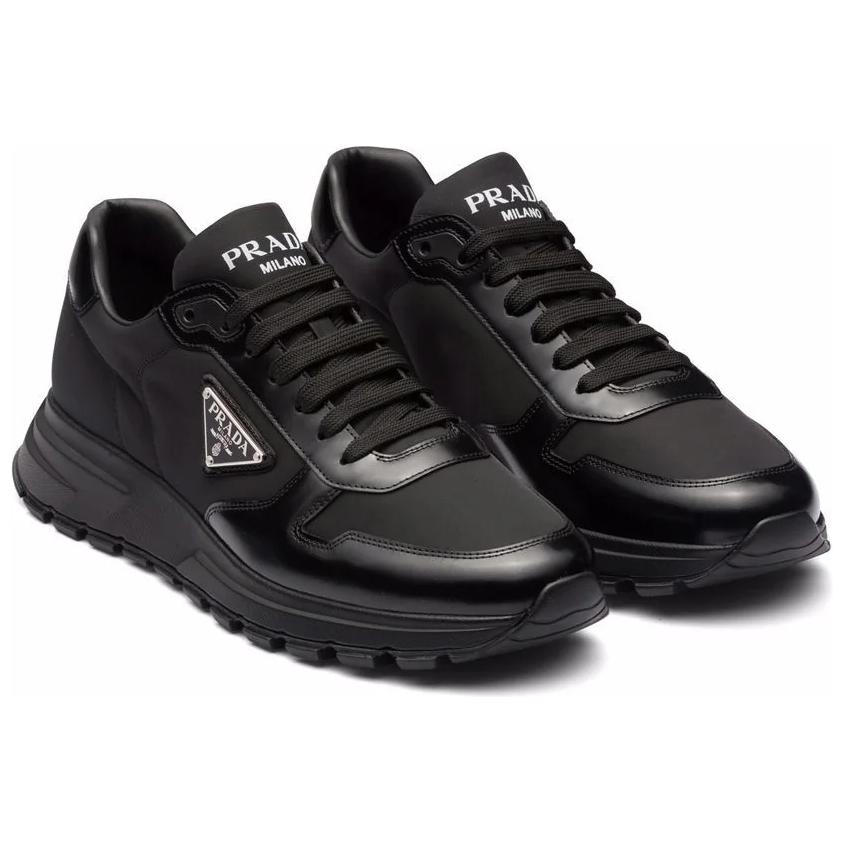 Shop (W) Prada Kulit 'Hitam' 1E804M-3LKI-F0002