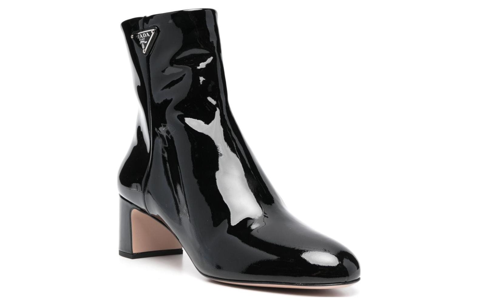 Lookbook (W) 普拉达 黑色多功能 皮革短靴 1T192N_069_F0002