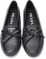 (W) Prada Sepatu Loafers Kulit Saffiano 'Hitam' 1DD071_053_F0002_F_005 Shop (W) Prada Sepatu Loafers Kulit Saffiano 'Hitam' 1DD071_053_F0002_F_005