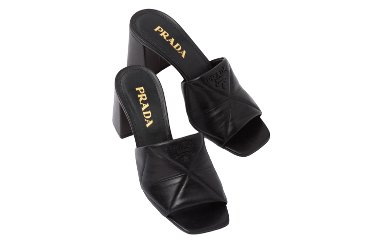 Lookbook (W) 普拉达黑色金属印花皮革高跟凉鞋 1XX583_038_F0002_F_BB65
