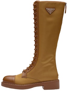 (W) プラダ ロゴストラップ付きレザーハイカットブーツ (ブラウン) 1W906M_3LLB_F0005_F_D050 Buy (W) プラダ ロゴストラップ付きレザーハイカットブーツ (ブラウン) 1W906M_3LLB_F0005_F_D050