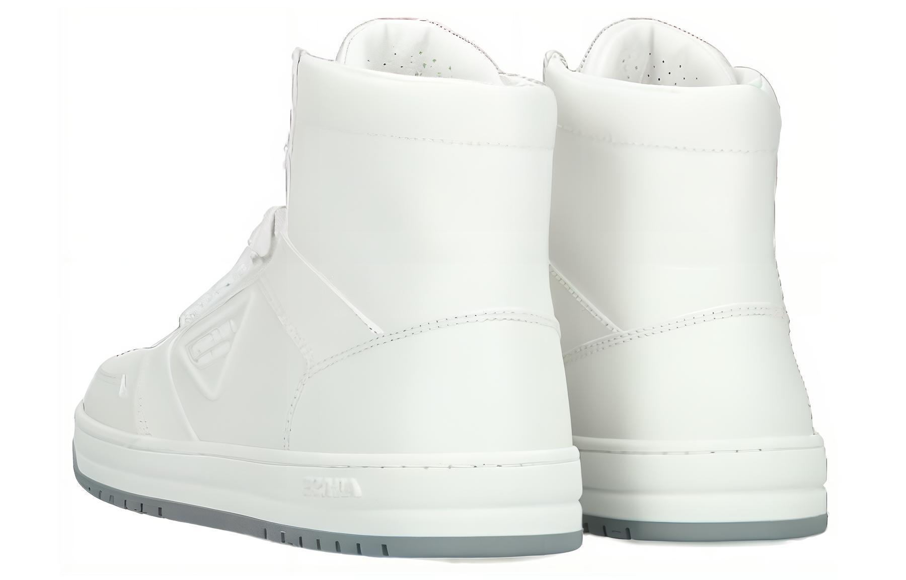 Lookbook PRADA 牛皮 徽標高幫繫帶 時尚板鞋 女款 白色