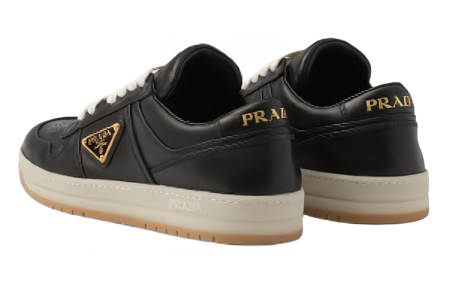 Shop PRADA普拉達 皮革 潮流舒適 低幫 板鞋 女款 黑色