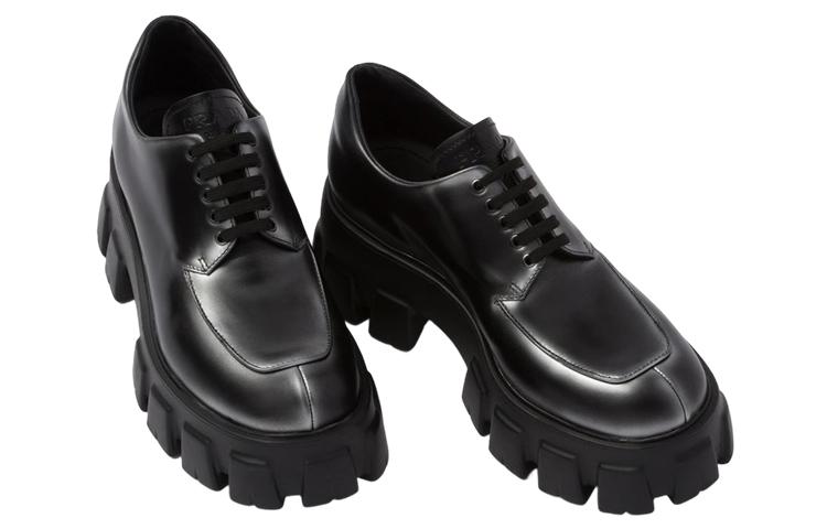 Lookbook PRADA 皮革繫帶低幫厚底鞋 女款 黑色