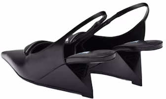 Shop (W) プラダ レザー ポインテッドトゥ ウェッジ サンダル 6.5cm 黒 1I885M_055_F0002_F_A065