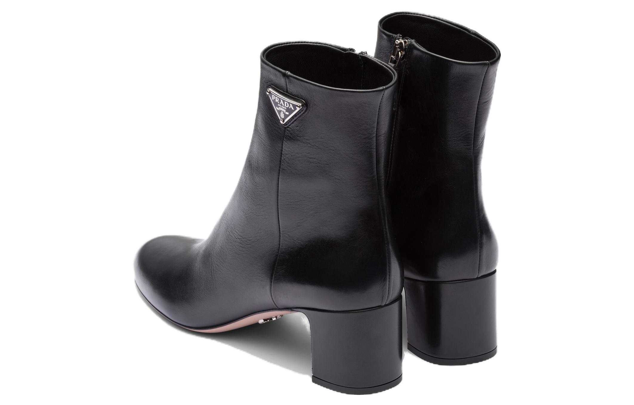 Lookbook (W) Prada Leren Enkellaarsjes met Hak en Rits ''Zwart'' 1T192N_07I_F0002_F_055