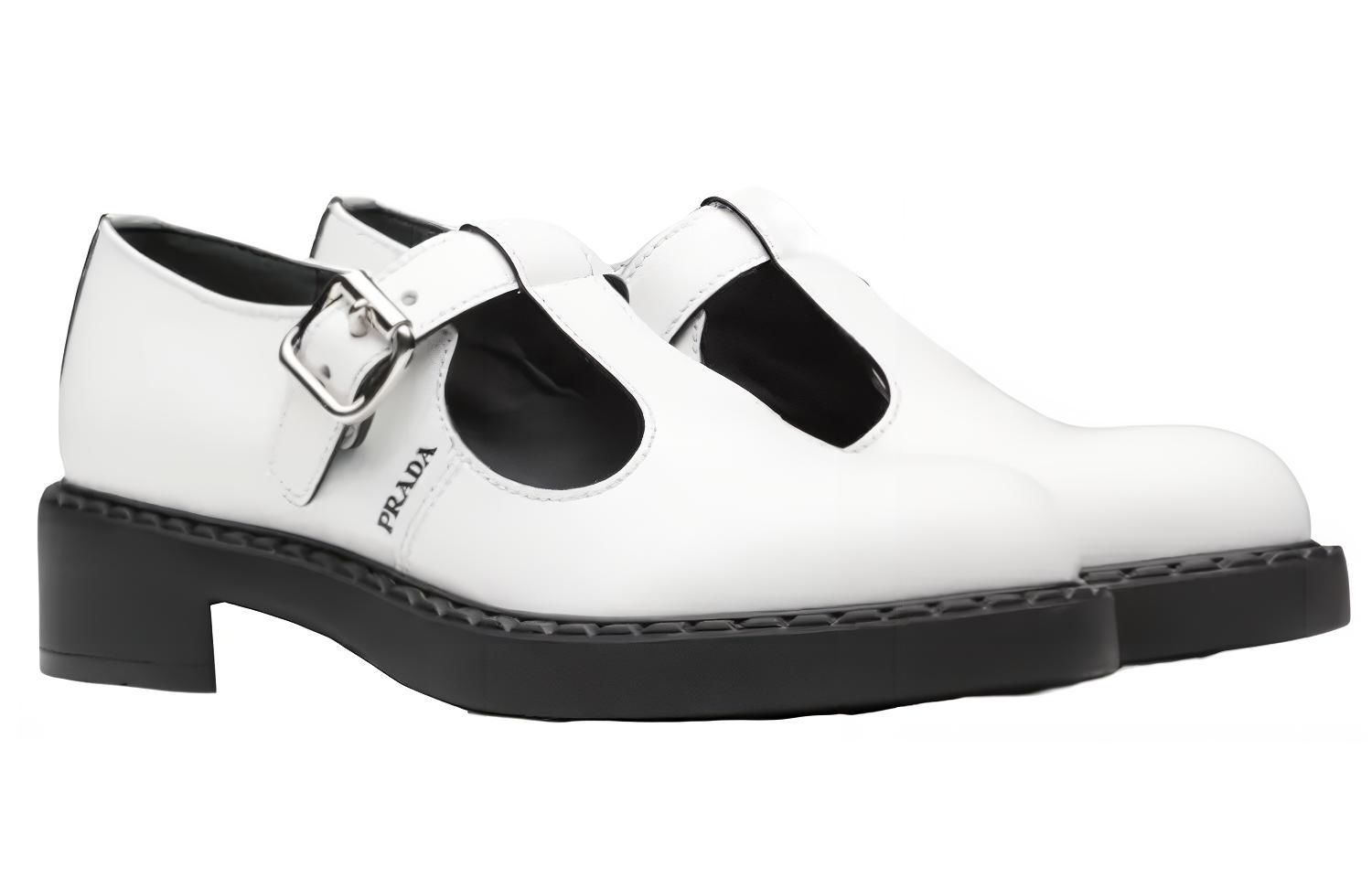 Lookbook (W) Mocassin Prada Plat ''Cuir Verni Blanc T-Strap'' 1E834M_055_F097W_F_B050