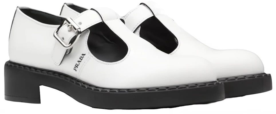(W) Mocassin Prada Plat ''Cuir Verni Blanc T-Strap'' 1E834M_055_F097W_F_B050 Lookbook (W) Mocassin Prada Plat ''Cuir Verni Blanc T-Strap'' 1E834M_055_F097W_F_B050