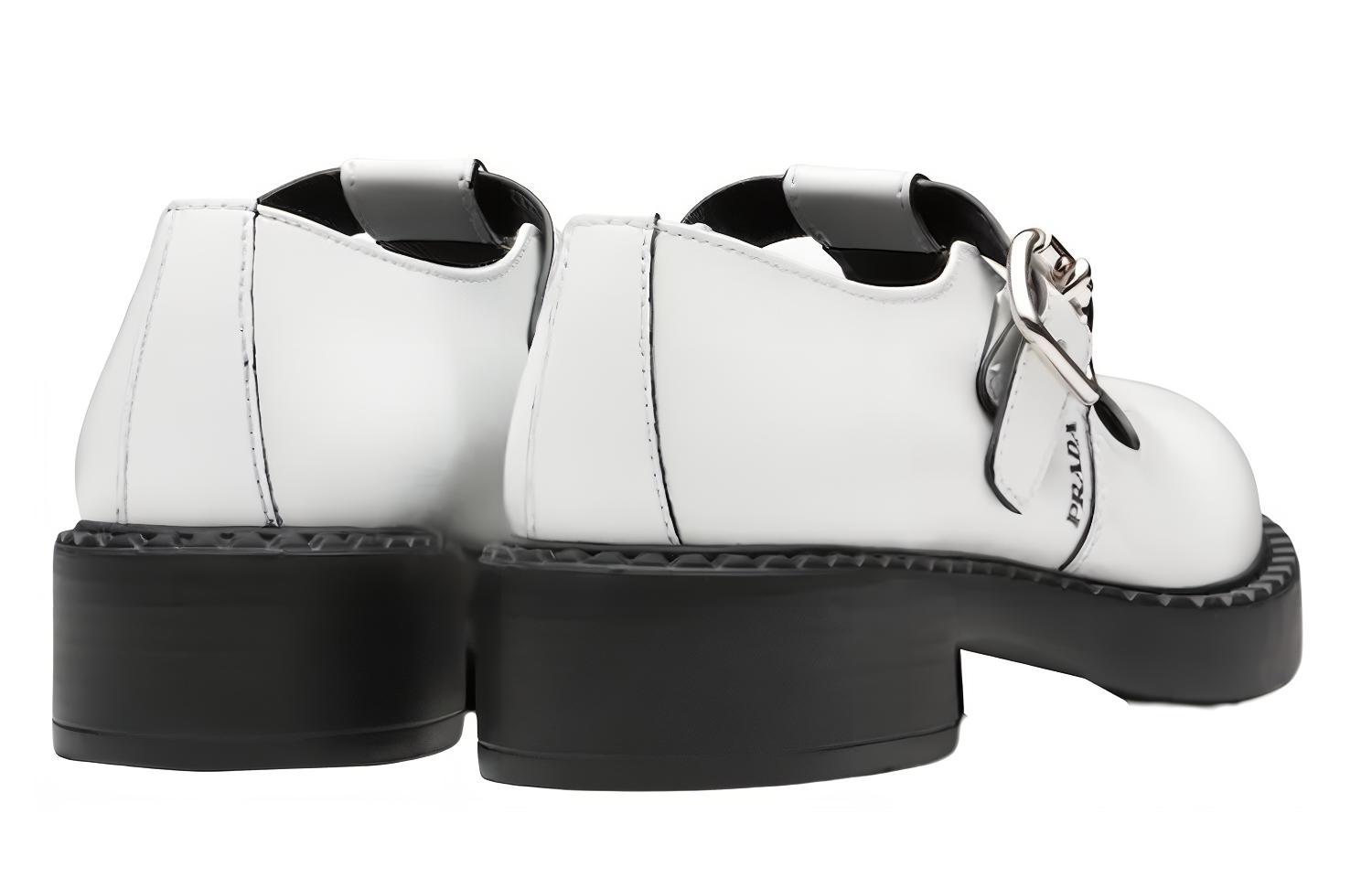 Shop (W) Mocassin Prada Plat ''Cuir Verni Blanc T-Strap'' 1E834M_055_F097W_F_B050