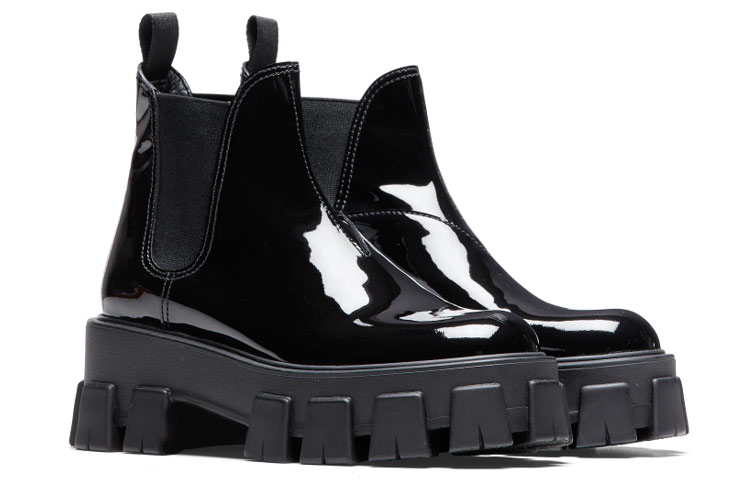 Lookbook (W) Prada Monolith Stivaletto Chelsea Nero in Pelle Verniciata Platform. 1T725L_069_F0002_F_A055