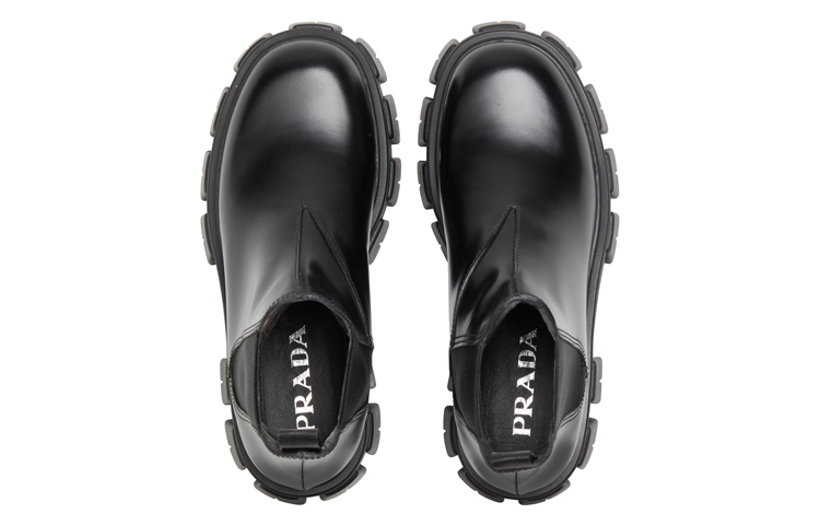 Shop (W) プラダ モノリス ブラック グロスレザー チェルシーブーツ 1T725L_B4L_F0002_F_B055