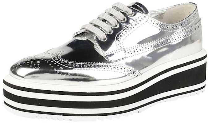 (Women) Prada Oxford Low-Top Platform 'Metallic Silver' 1E722E_6XE_F0118 Lookbook (Women) Prada Oxford Low-Top Platform 'Metallic Silver' 1E722E_6XE_F0118