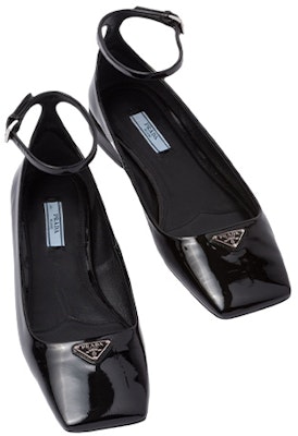 (W) Zapato Plano Prada de Charol con Hebilla de Moda 'Negro' 1F036N_069_F0002_F_010 Lookbook (W) Zapato Plano Prada de Charol con Hebilla de Moda 'Negro' 1F036N_069_F0002_F_010