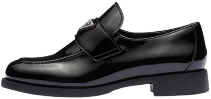women-prada-loafer-low-top-patent-black-1-d168-n-069-f0002-f-025