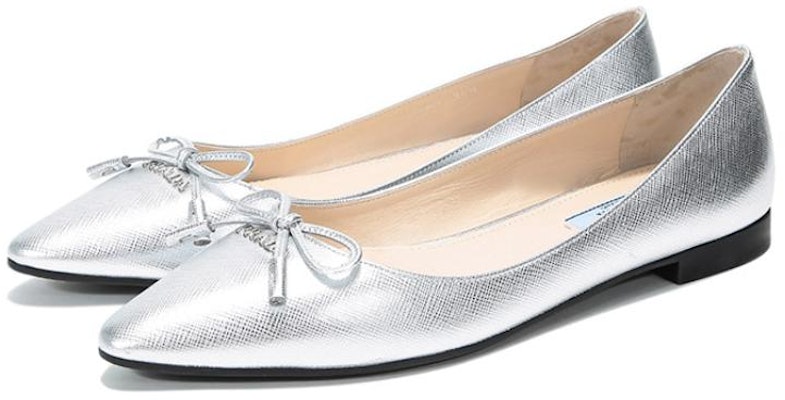 (Women) Prada Patent Leather Pointed Toe Flats 'Silver' 1F599L_3KGD_F0118_F_012 Lookbook (Women) Prada Patent Leather Pointed Toe Flats 'Silver' 1F599L_3KGD_F0118_F_012