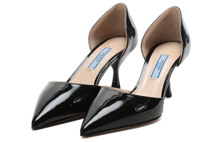 Lookbook (W) Prada Tacchi Alti in Pelle Verniciata a Punta ''Nero'' 1I240L_069_F0002_F_065