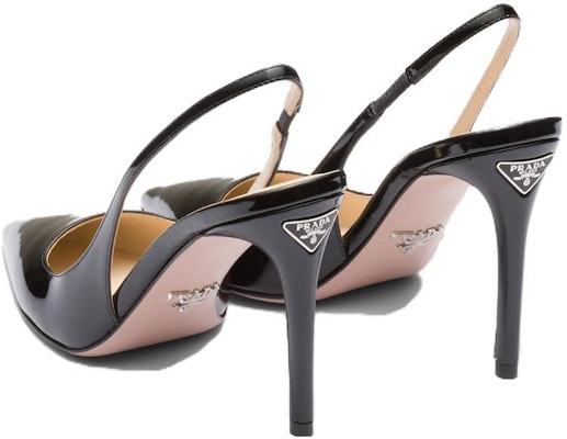 (W) Kasut Tumit Tinggi Prada Kulit Berkilat Hujung Runcing 'Hitam' 1I164N_069_F0002_F_095 Shop (W) Kasut Tumit Tinggi Prada Kulit Berkilat Hujung Runcing 'Hitam' 1I164N_069_F0002_F_095