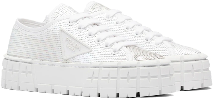 (W) Prada Plateausneaker ''Logo Paillettenstickerei Weiß'' 1E787M_959_F0009_F_050 Lookbook (W) Prada Plateausneaker ''Logo Paillettenstickerei Weiß'' 1E787M_959_F0009_F_050