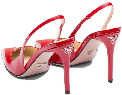 PRADA 漆皮 尖頭套穿露跟 細跟 高跟鞋 女款 紅色 Shop PRADA 漆皮 尖頭套穿露跟 細跟 高跟鞋 女款 紅色