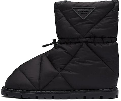 (W) Prada Booties Hitam Nylon Berlapis Quilted 2UE019_3LGO_F0002_F_G000 Buy (W) Prada Booties Hitam Nylon Berlapis Quilted 2UE019_3LGO_F0002_F_G000