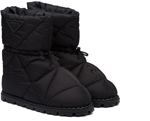 (W) Prada Booties Hitam Nylon Berlapis Quilted 2UE019_3LGO_F0002_F_G000 Order (W) Prada Booties Hitam Nylon Berlapis Quilted 2UE019_3LGO_F0002_F_G000