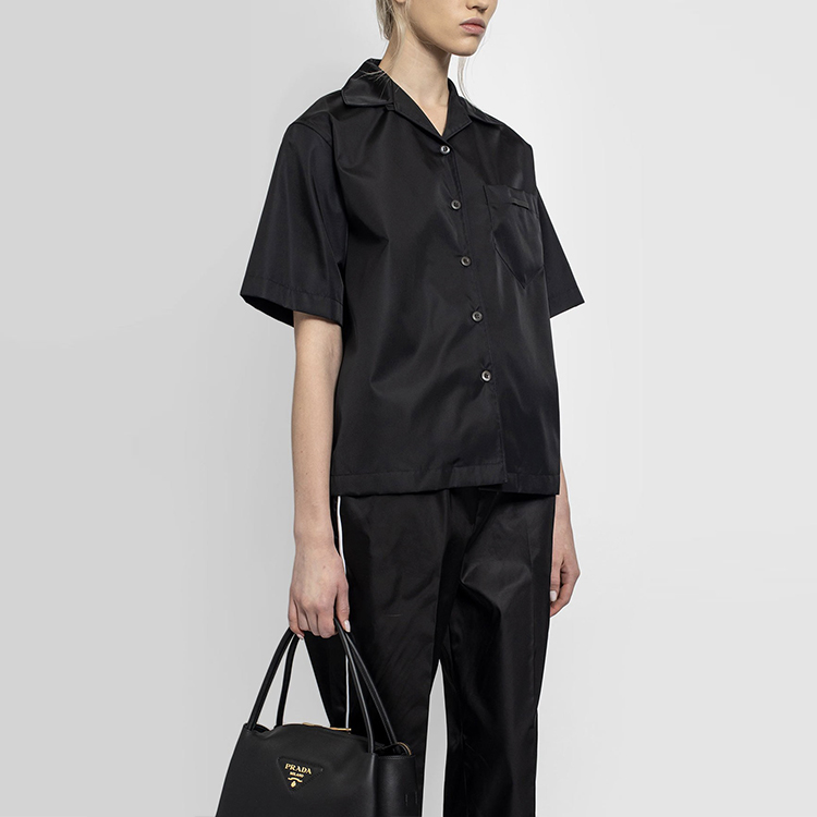 (Women) PRADA Re-Nylon Black Short-Sleeve Triangle Logo Sunshirt SS21 240691-1WQ8-F0002 圖 5