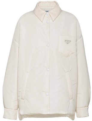 (Women) PRADA Re-Nylon FW23 White Logo Patch Loose Fit Long Sleeve Jacket. 291968-1WQ9-F0009-S-212 Buy (Women) PRADA Re-Nylon FW23 White Logo Patch Loose Fit Long Sleeve Jacket. 291968-1WQ9-F0009-S-212