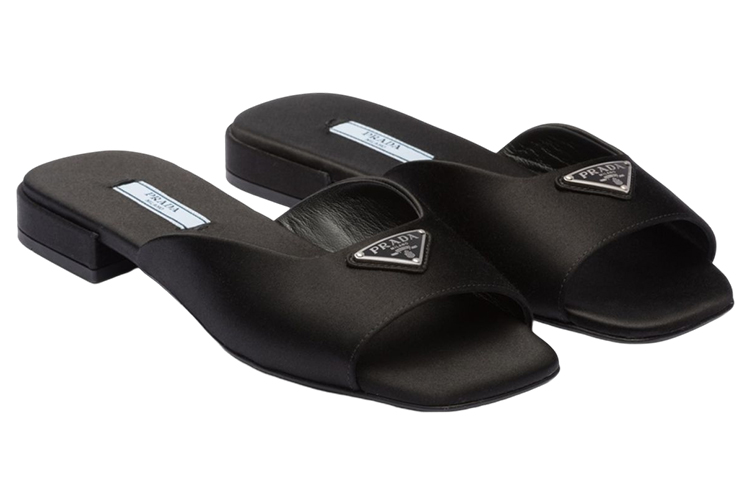 Lookbook (W) プラダ サテン オープン トゥ スライド サンダル (黒) 1XX643_049_F0002_F_010