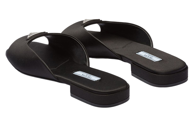 Shop (W) プラダ サテン オープン トゥ スライド サンダル (黒) 1XX643_049_F0002_F_010