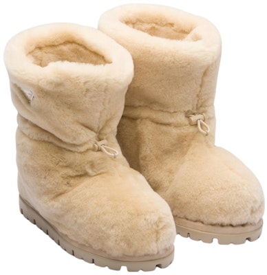 (W) But Sheepskin Pendek Prada 'Beige Comfort' 1U258N_173_F0379_F_ZF20 Lookbook (W) But Sheepskin Pendek Prada 'Beige Comfort' 1U258N_173_F0379_F_ZF20
