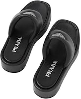 (W) Sandal Wedges Prada Hitam Kulit Nappa 35mm Lembut Padded Thong 1YZ043_2DL8_F0002_F_035 Purchase (W) Sandal Wedges Prada Hitam Kulit Nappa 35mm Lembut Padded Thong 1YZ043_2DL8_F0002_F_035