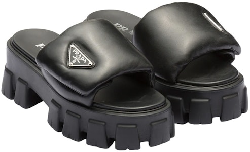 (W) 프라다 소프트 패딩 샌들 (블랙 나파) 1XX661_2DL8_F0002_F_055 Lookbook (W) 프라다 소프트 패딩 샌들 (블랙 나파) 1XX661_2DL8_F0002_F_055