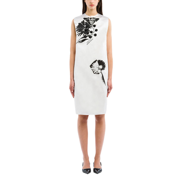 Lookbook (W) Vestido Blanco A-Line PRADA SS21 con Bordado Floral Moda. P3D89R-1YRH-F0N13-S-211