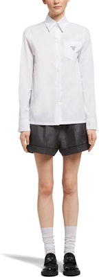 (Women) PRADA SS21 White Long-Sleeve Loose Fit Logo Pocket Sunscreen Shirt. P408FN-1ZJQ-F0009-S-211 Lookbook (Women) PRADA SS21 White Long-Sleeve Loose Fit Logo Pocket Sunscreen Shirt. P408FN-1ZJQ-F0009-S-211