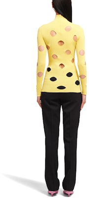 (W) 普拉达 SS21 黄色高领长袖镂空针织毛衣 P26401-1YRO-F065Y-S-211 Shop (W) 普拉达 SS21 黄色高领长袖镂空针织毛衣 P26401-1YRO-F065Y-S-211