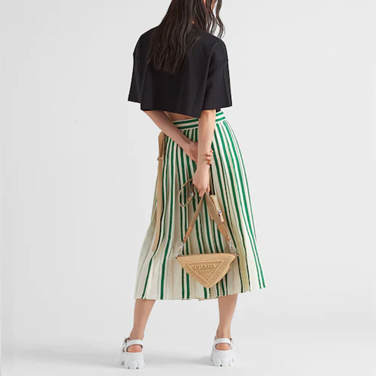 Shop (W) プラダ SS22 ブラック ルーズフィット ポケットTEE 半袖 カジュアルシャツ 3560A-240-F0002-S-212