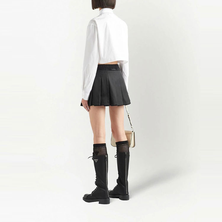 Shop (W) PRADA SS22 黑色百褶迷你裙休閒風格. 21H922-1WQ8-F0002-S-222