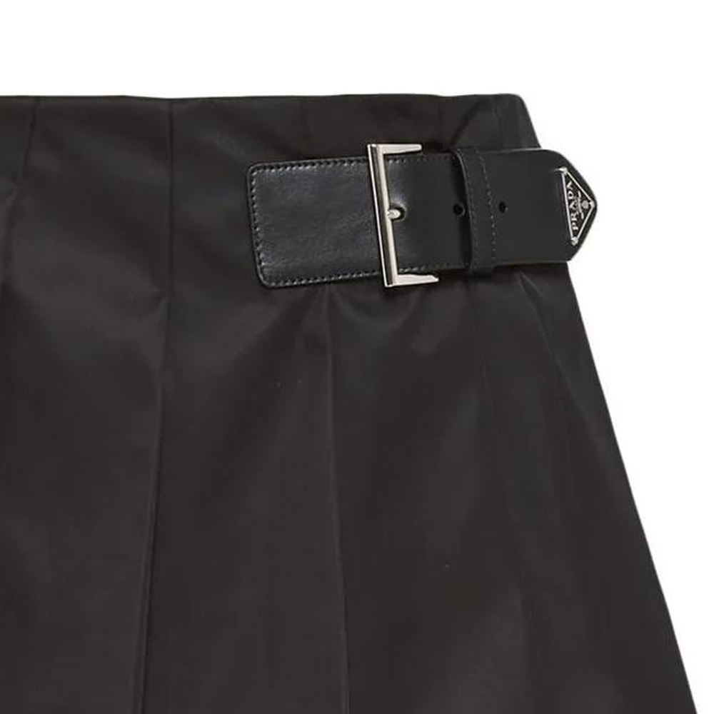 Sizing (W) PRADA SS22 黑色百褶迷你裙休閒風格. 21H922-1WQ8-F0002-S-222