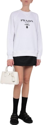 (W) 普拉达 SS22 标志印花白色棉质卫衣 134645S22110GW-F0964 Shop (W) 普拉达 SS22 标志印花白色棉质卫衣 134645S22110GW-F0964