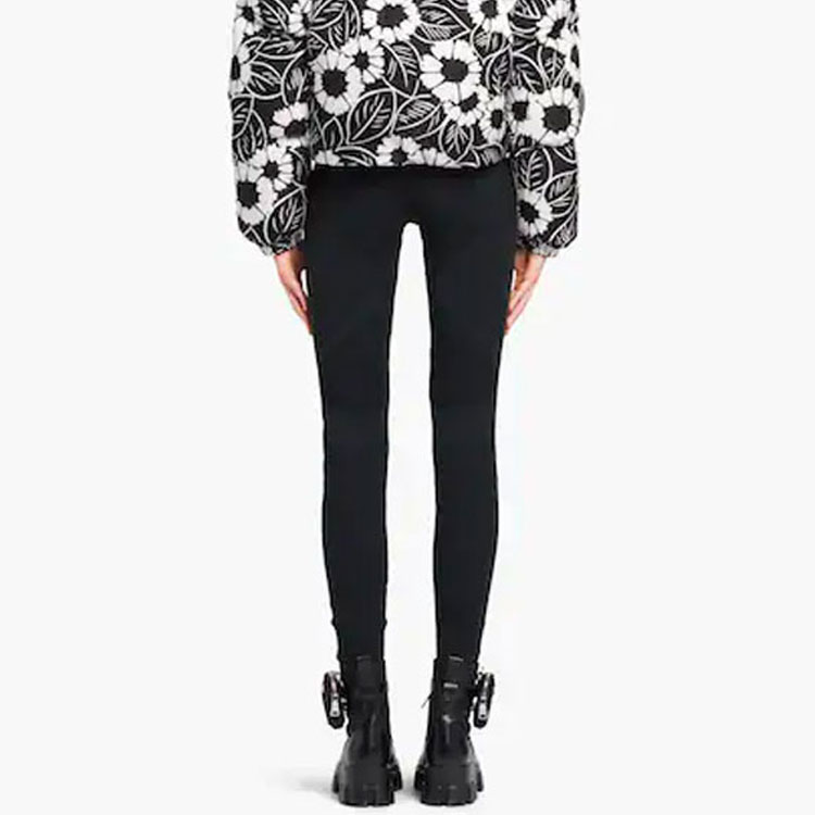 Sizing (W) 普拉达SS22花卉Logo印花羽绒冬季黑色连帽外套. 29M698-10UU-F0967-S-212