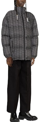 (Women) PRADA SS23 Black Logo Down Puffer Jacket 292129-1X60-F0967-S-232 Purchase (Women) PRADA SS23 Black Logo Down Puffer Jacket 292129-1X60-F0967-S-232