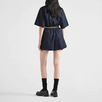 Shop (W) PRADA SS23 Kemeja Pendek Biru Nylon dengan Perlindungan UV 240719-1WQ8-F01AE-S-231