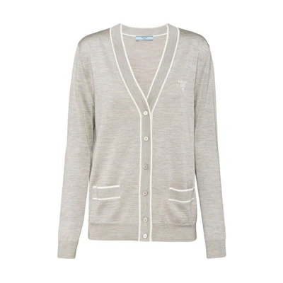 (Women) PRADA SS23 Grey Knit Cardigan with Logo Embroidery and V-Neck. P25L11-10OX-F0RXG-S-221