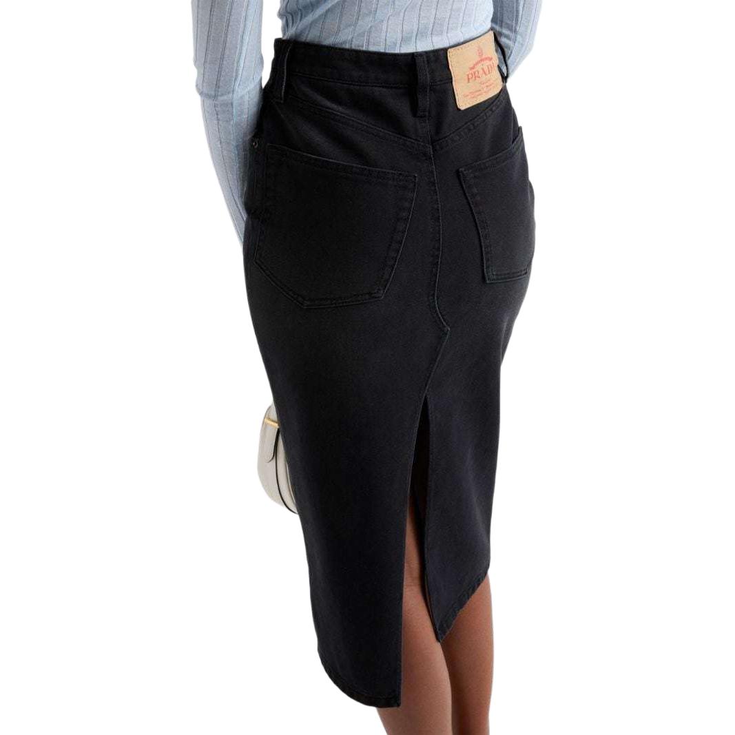 Purchase (W) Falda Negra Prada SS24 Casual Recta de Largo Medio con Detalle de Botones GFD180-148J-F0557-S-OOO