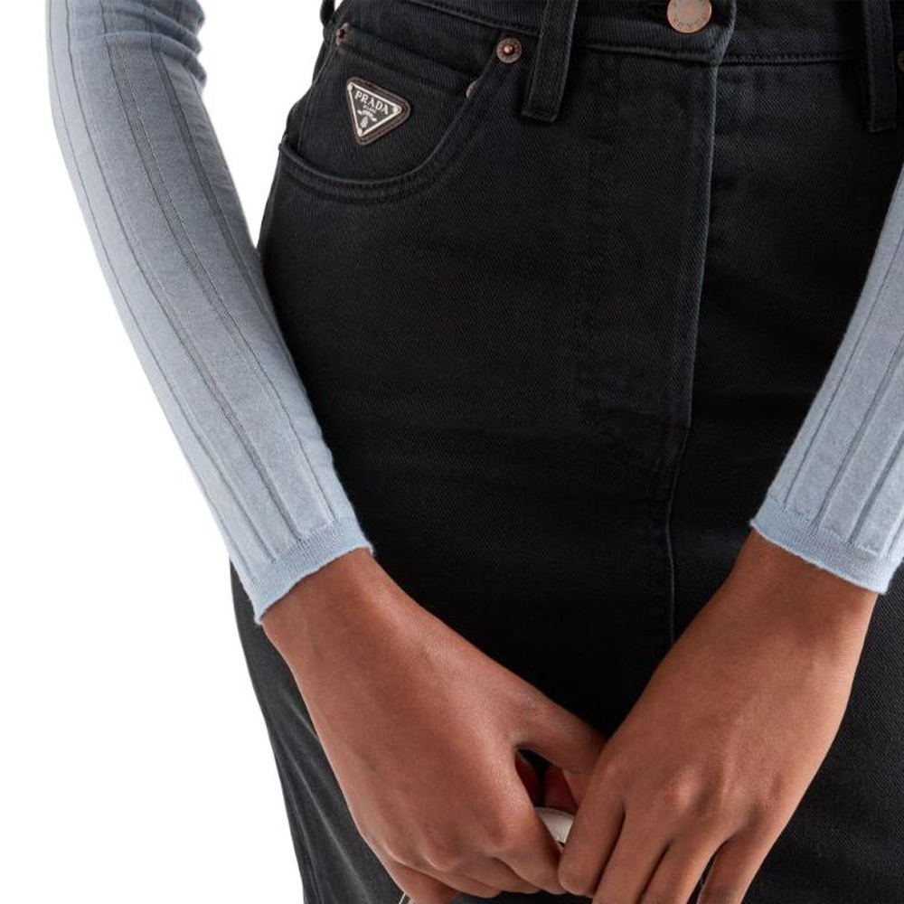 Details for (W) Falda Negra Prada SS24 Casual Recta de Largo Medio con Detalle de Botones GFD180-148J-F0557-S-OOO