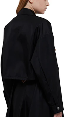 (W) プラダ SS24 ロゴ ショートポケット カジュアルジャケット - ブラック 29X169-1WQ8-F0002 Shop (W) プラダ SS24 ロゴ ショートポケット カジュアルジャケット - ブラック 29X169-1WQ8-F0002